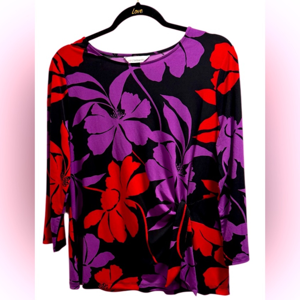 Liz Claiborne Black Floral Top – Size M (NWOT)💜✨